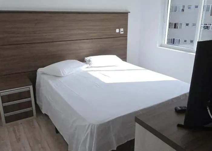 Real Plaza Flat 1505